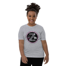 Load image into Gallery viewer, Zoria 9 everyone's t-shirt pink hearts