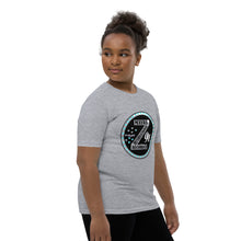 Load image into Gallery viewer, Zoria 9 everyone&#39;s t-shirt turquoise hearts
