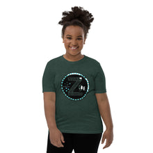 Load image into Gallery viewer, Zoria 9 everyone&#39;s t-shirt turquoise hearts
