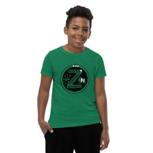 Load image into Gallery viewer, Zoria 9 everyone&#39;s t-shirt green hearts
