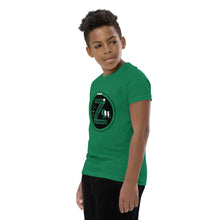 Load image into Gallery viewer, Zoria 9 everyone&#39;s t-shirt green hearts
